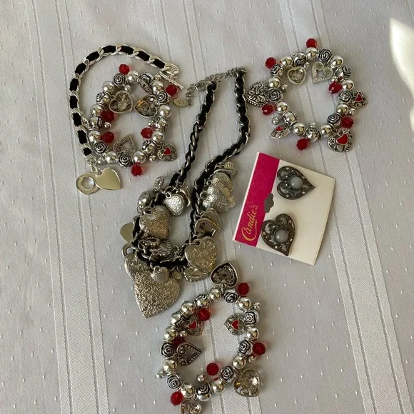 Heart-shaped Silver-tone Jewelry Lot - Picture 11 of 12